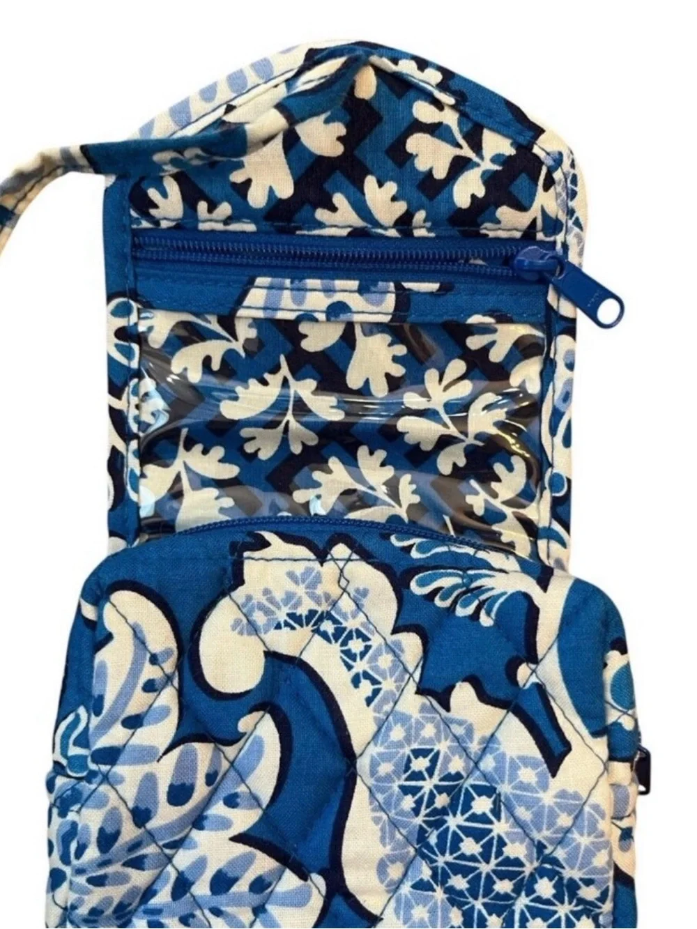 Vera Bradley All wrapped up
